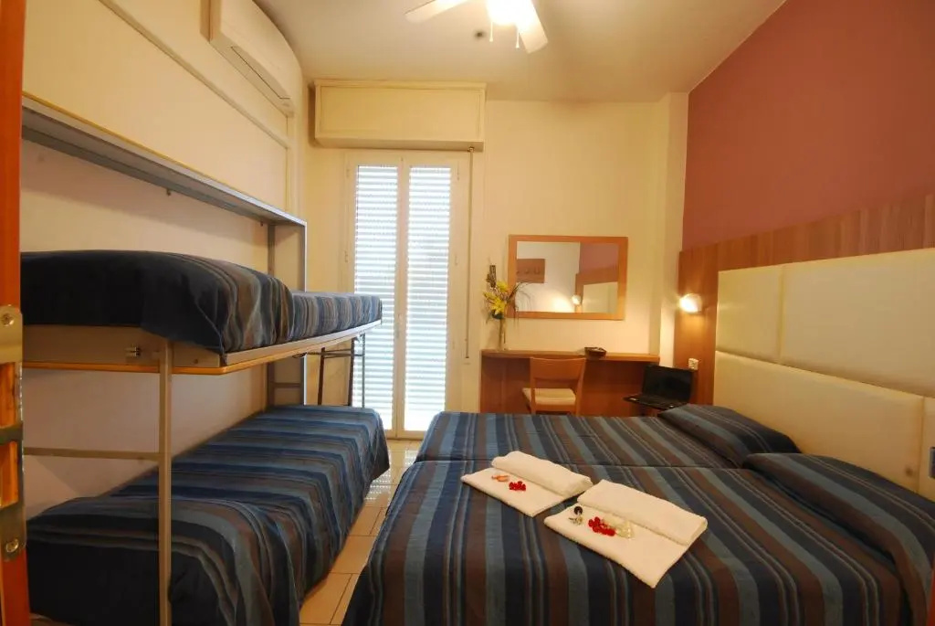 Economy room
