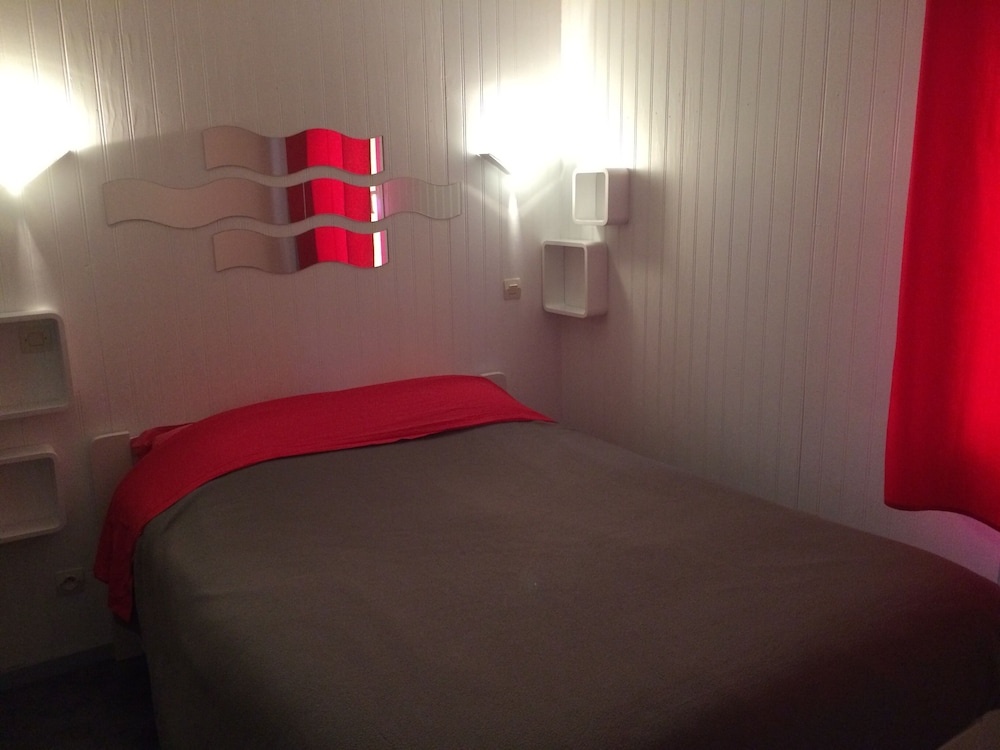Voir la photo 3 — Chalet Orange Naturiste la Jenny