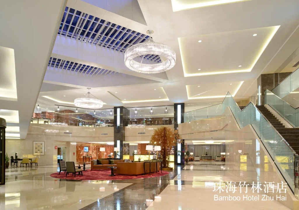 Lobby & Reception