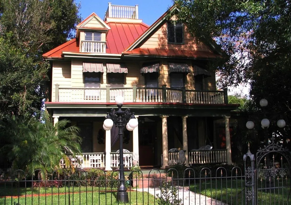 Larelle House Bed and Breakfast