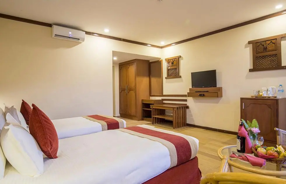 Deluxe Double room with balcony (full double bed)