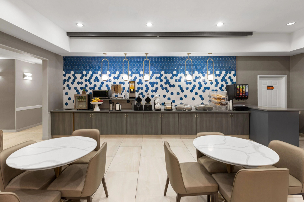 La Quinta Inn & Suites by Wyndham Laredo Airport - Général