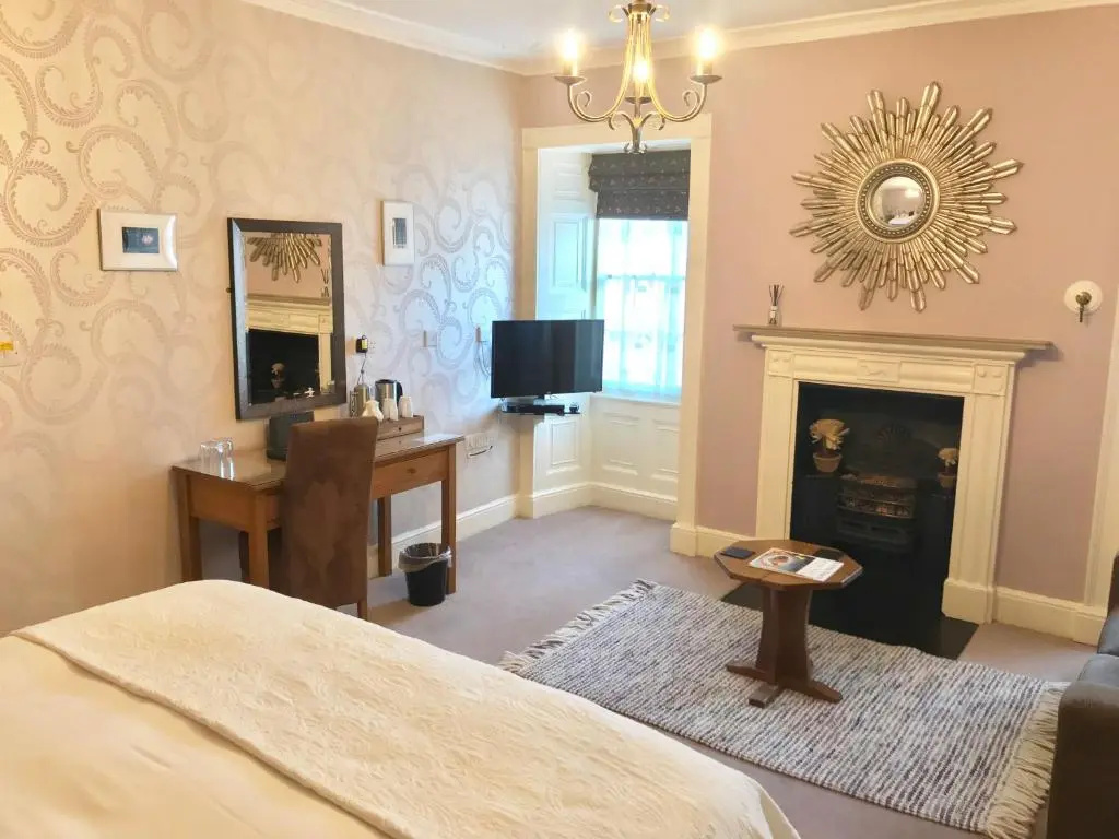 Deluxe Junior Suite