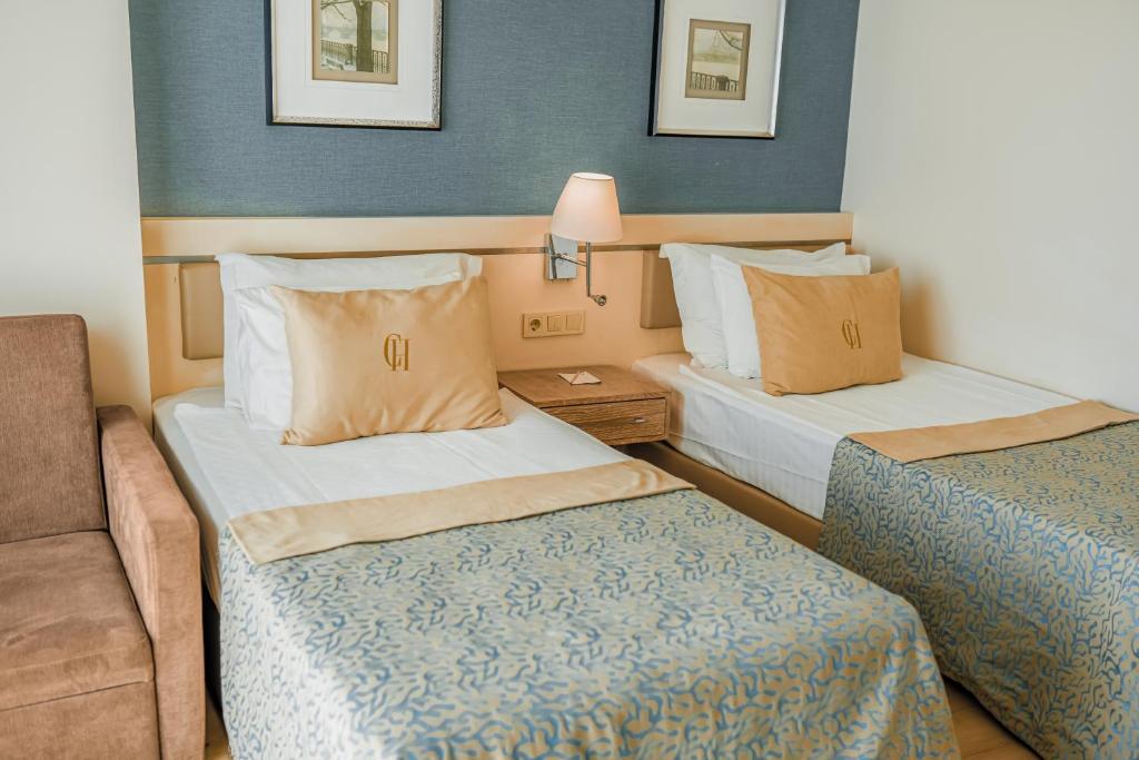 Двухместный номер Standard с видом на море 2 отдельные кровати в Castival Hotel