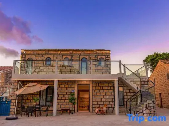 Zhenshan Linghai Hillowav Homestay (Tannan Bay Beach)