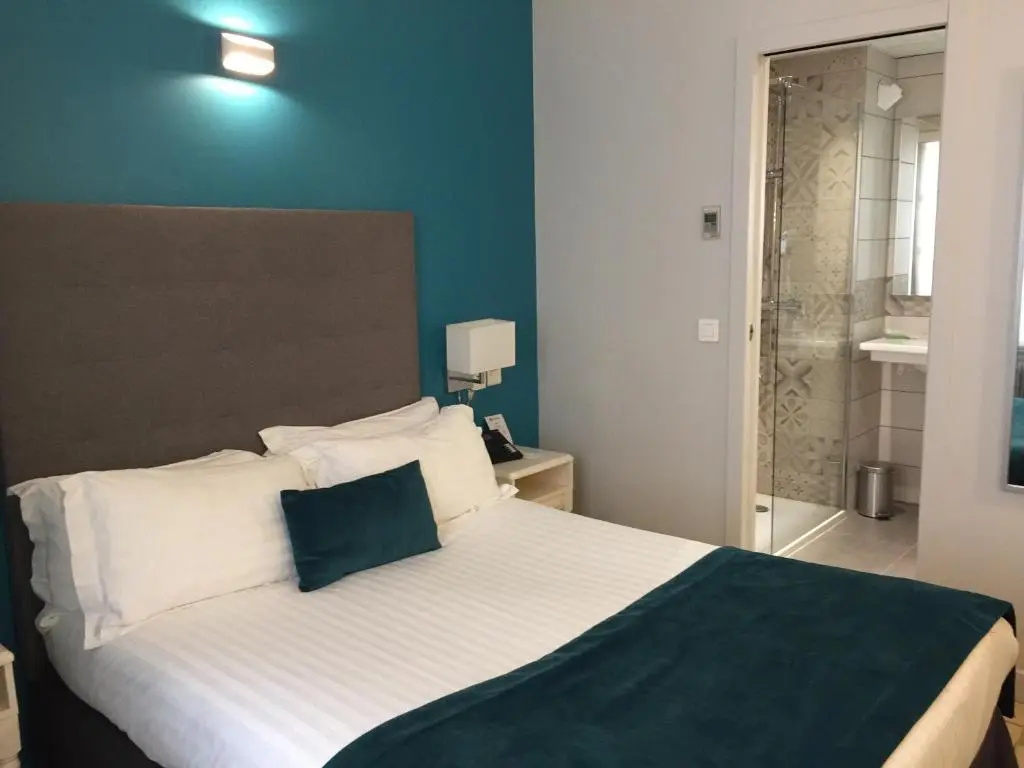 Comfort Double room (full double bed)