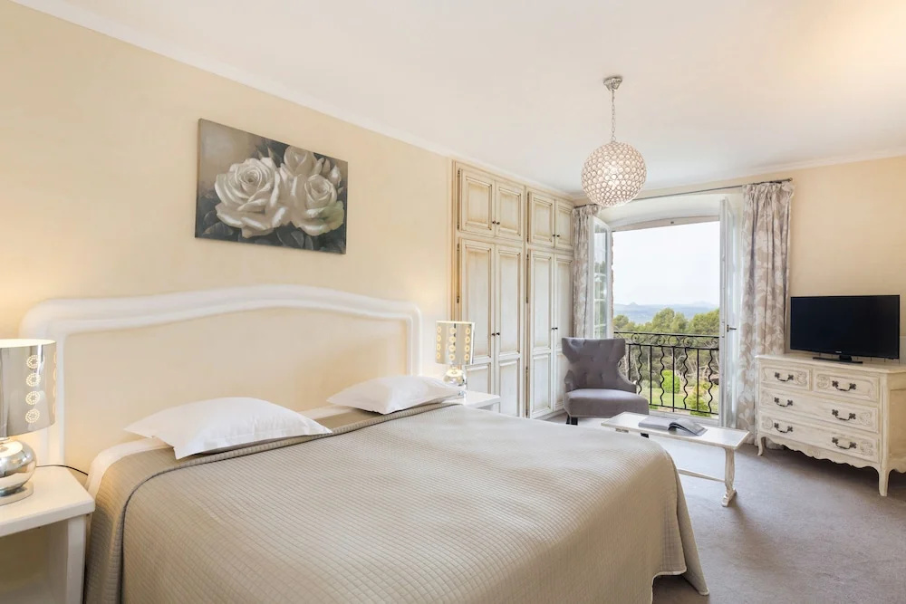 La Bastide De Tourtour & Spa Hôtel - Chambres