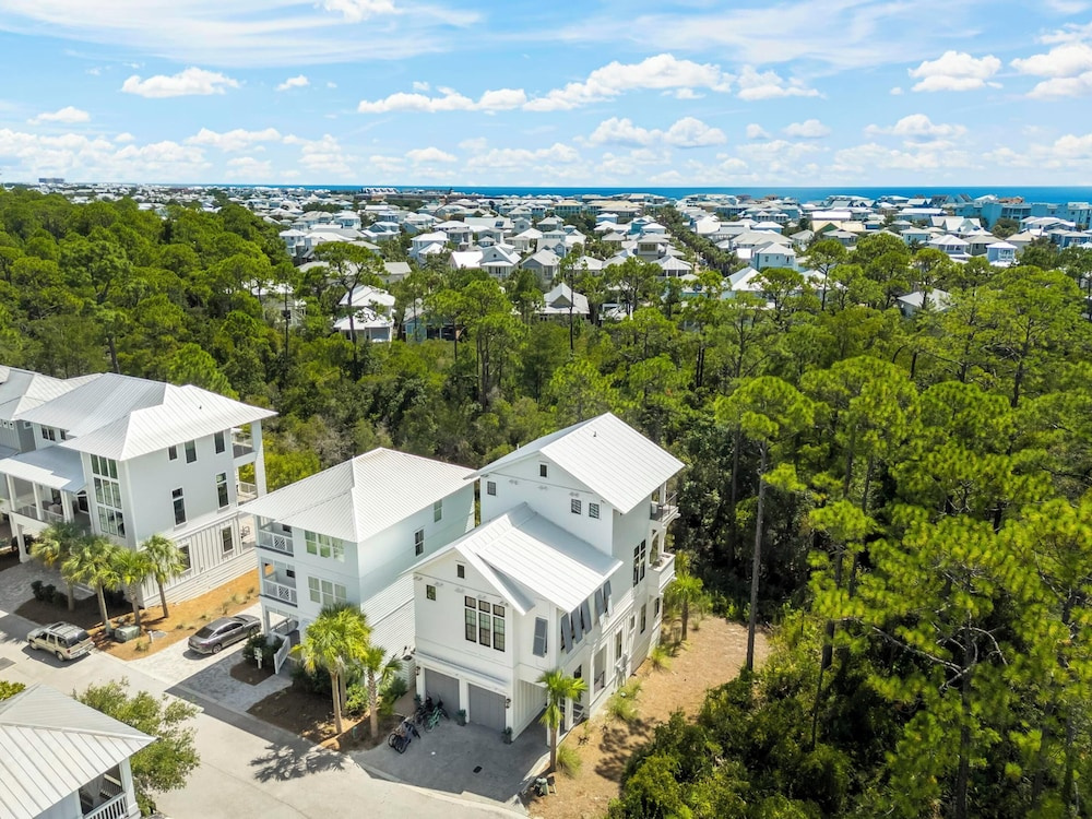 30A Beach House - Mia's Beach House