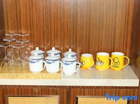 Семейный люкс с 3 комнатами с видом на море в Jinghai Hotel & Resort
