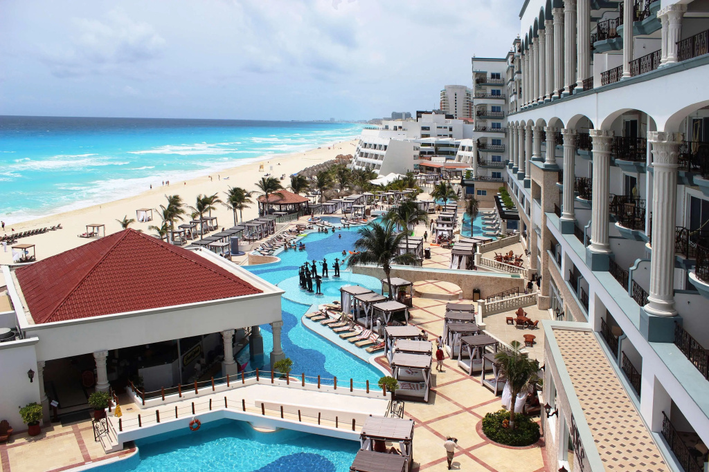 Beach & Waterfront