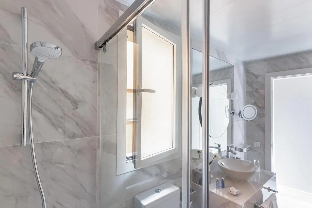 Suites Center Barcelona - Chambres