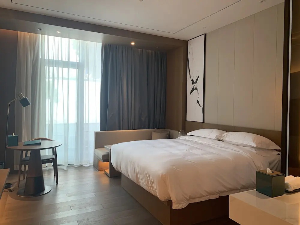 Standard Double room with balcony and with courtyard view (full double bed)