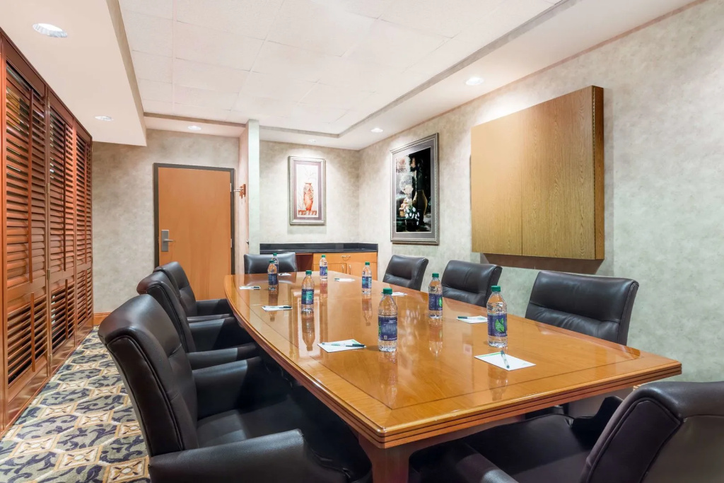 Hotel photo 12