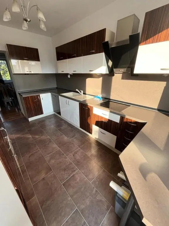 4 Bedroom Elegant, beautiful and spacious home with a botanical garden