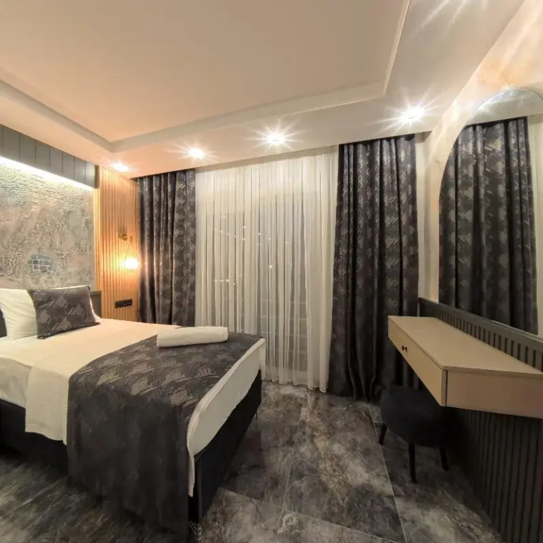 Deluxe Double Family room (full double bed)