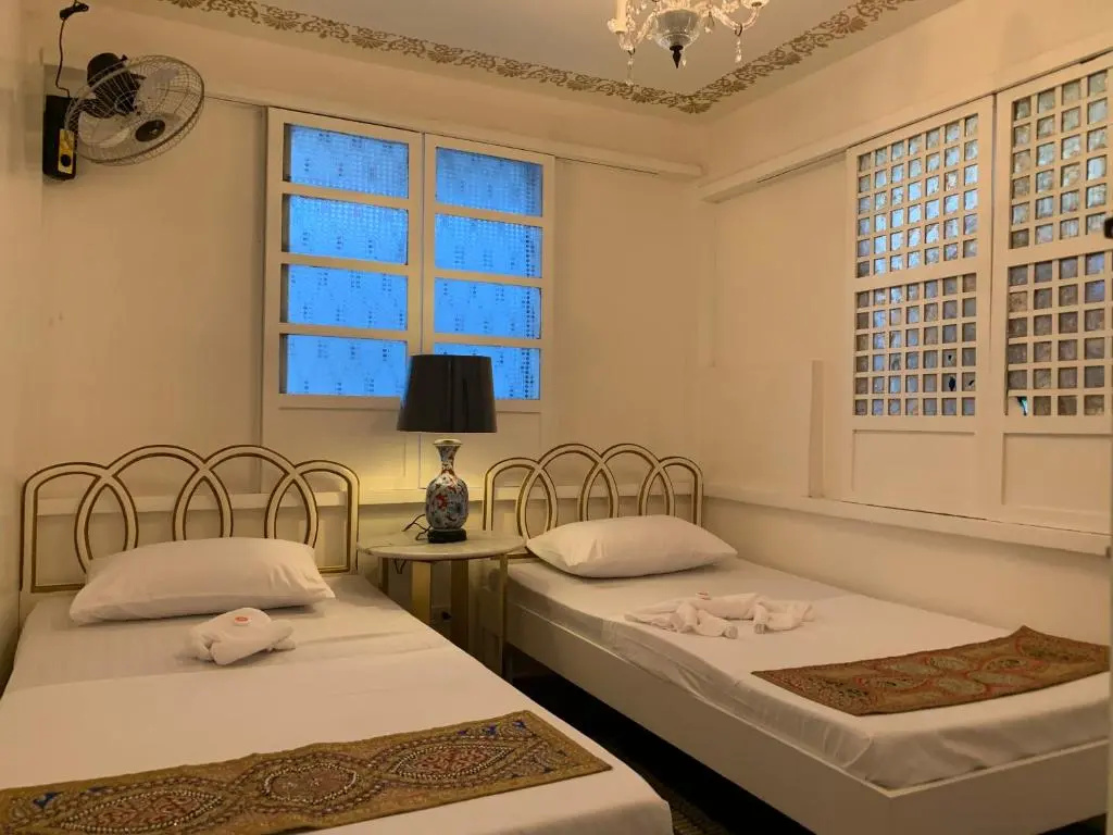Deluxe Double room (twin beds)