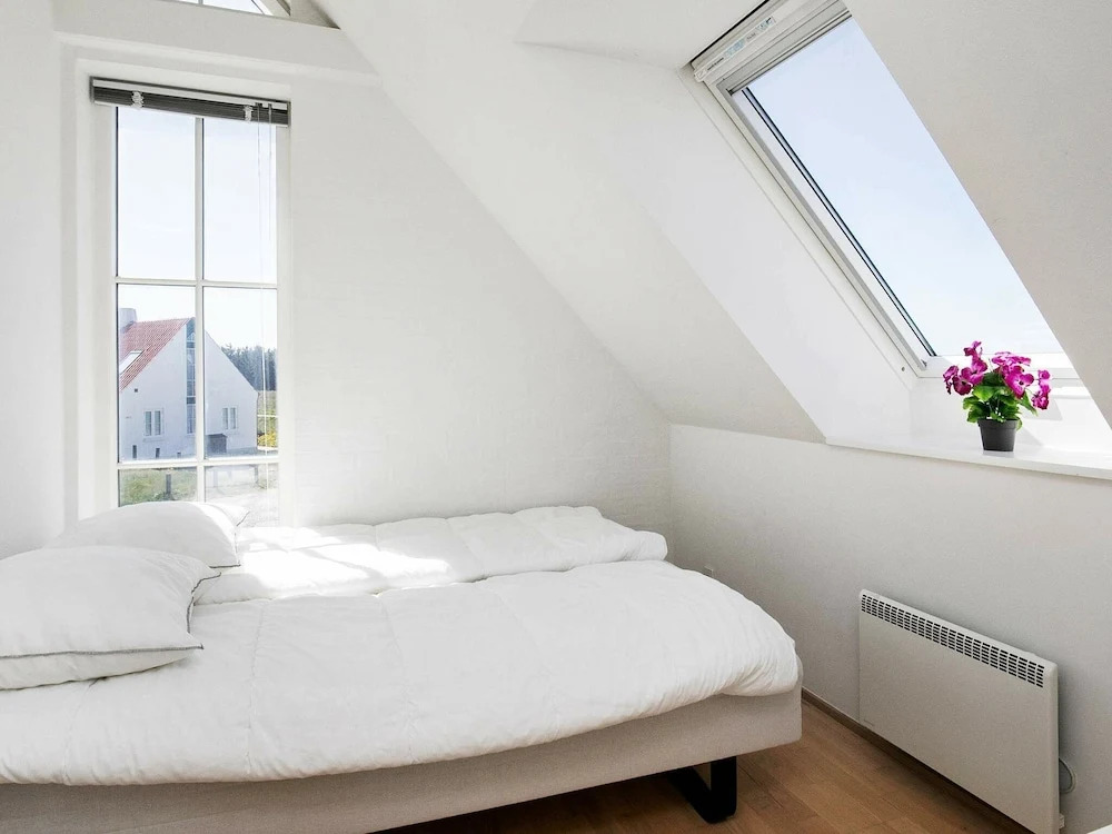 Contemporary Holiday Home in Lokken With Ocean Views - фото 6