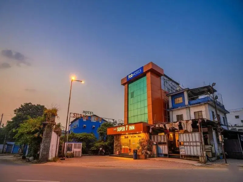 OYO Flagship 77349 Hotel Super 7 Inn