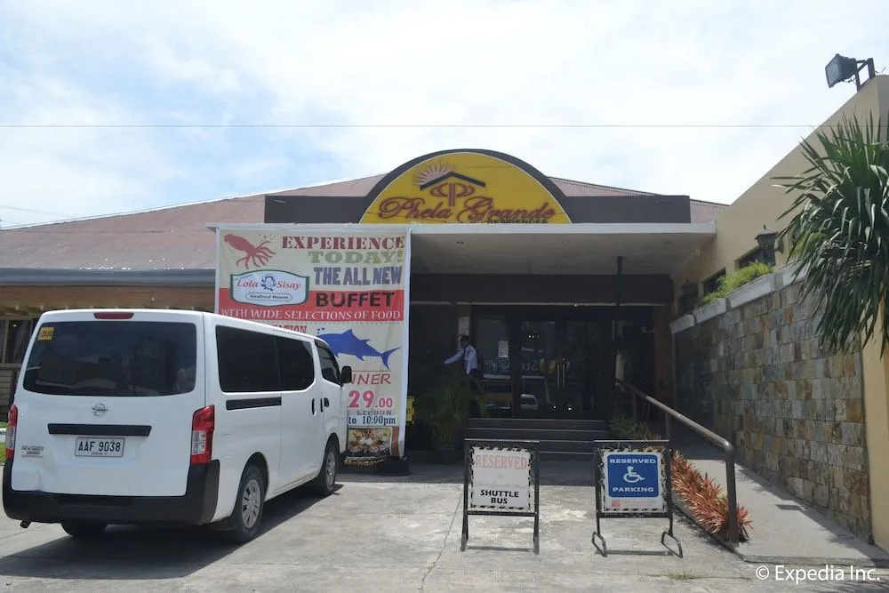 Phela Grande Residences