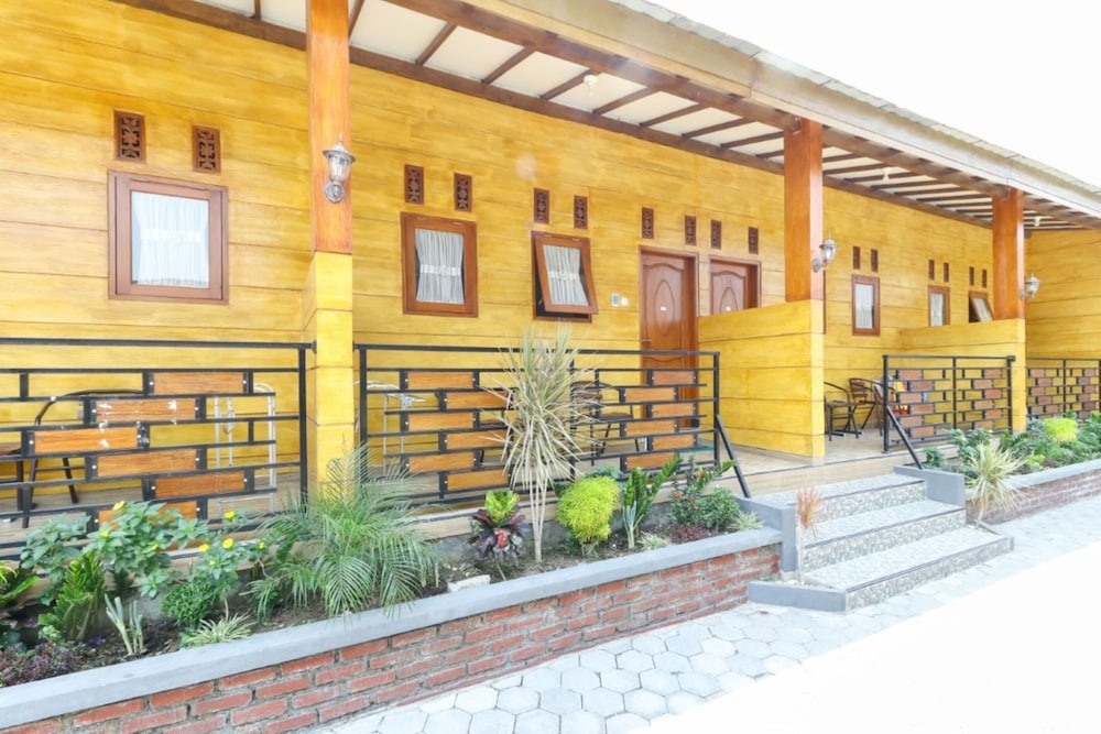 Diksa Homestay in Batu