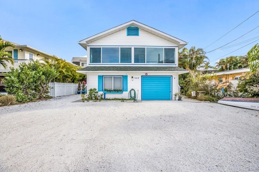 Mermaid Tale 2 Bedroom Condo by RedAwning