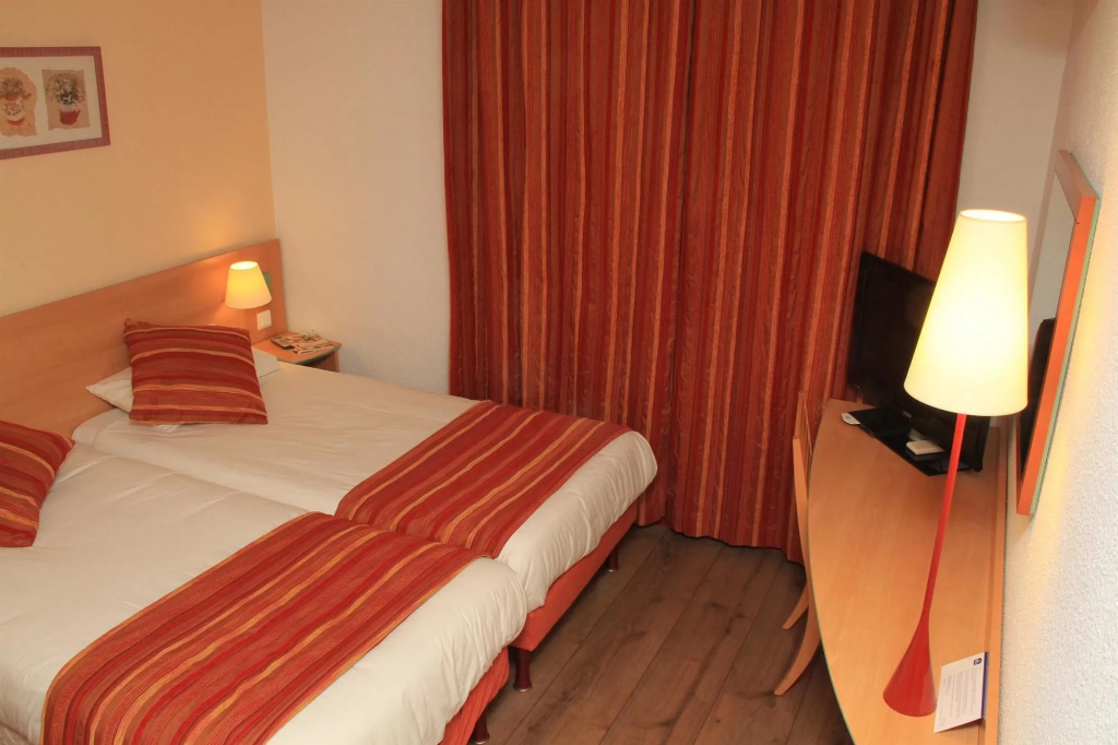 Logis Hotel Uzes Pont du Gard - Général