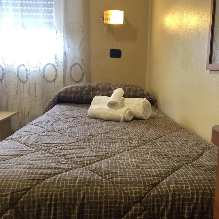 Residence Oasi Di Monza - Chambres