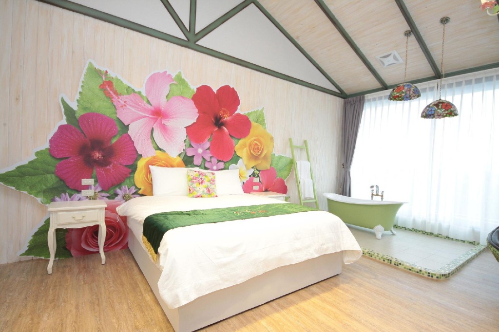 Follow Me B&B — 3