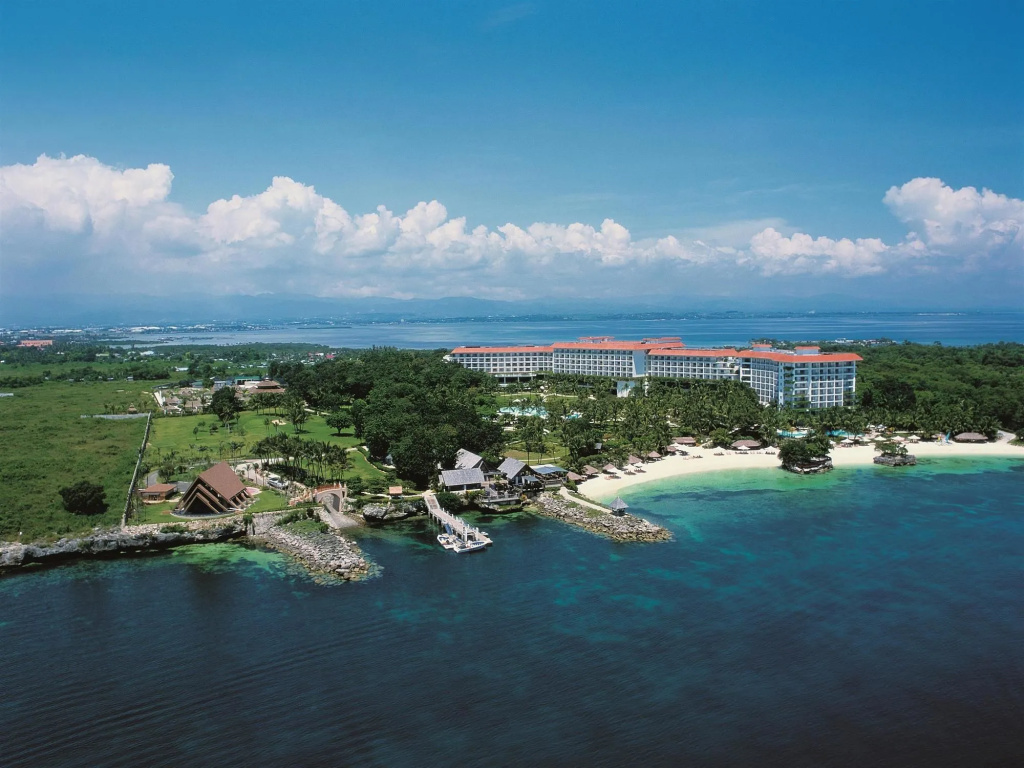 Beach & Waterfront