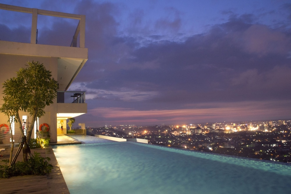 Horison Ultima Semarang - фото 7