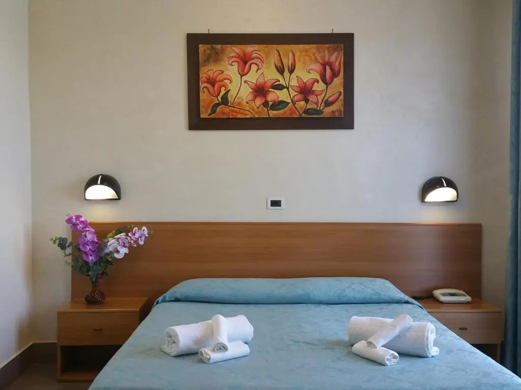 Economy room