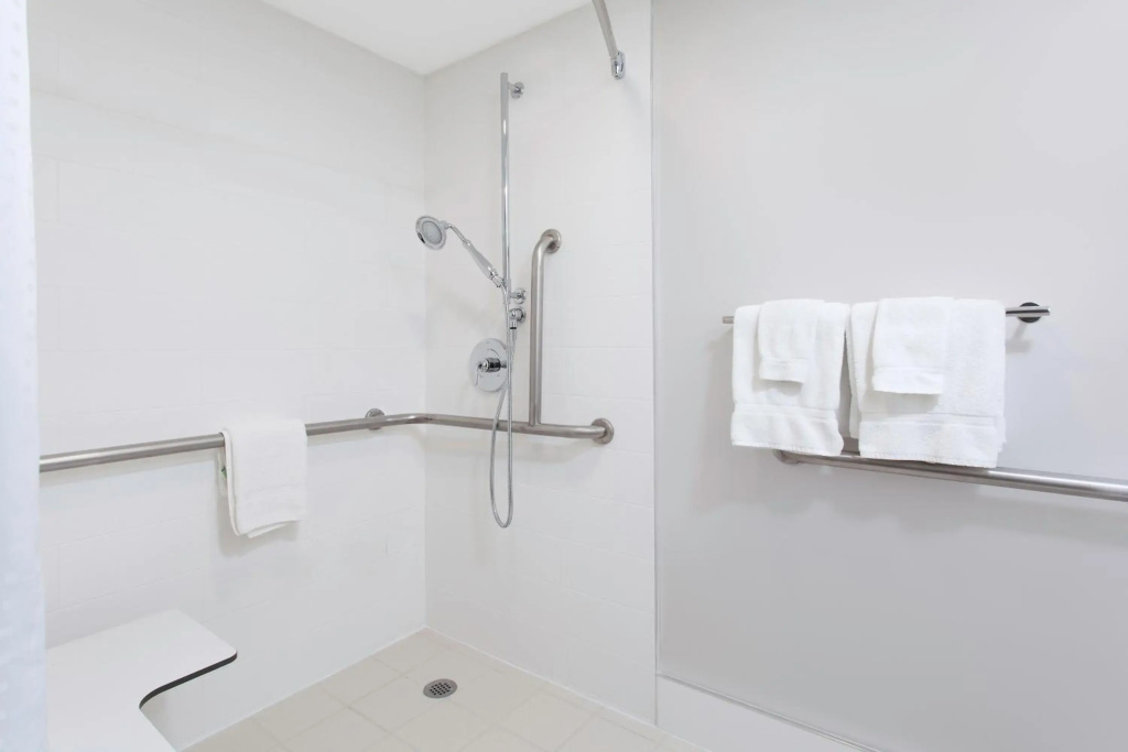 Holiday Inn Express & Suites Mississauga-Toronto Southwest by IHG - Général