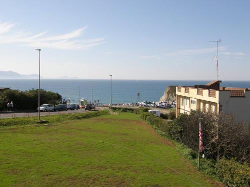 Beach & Waterfront