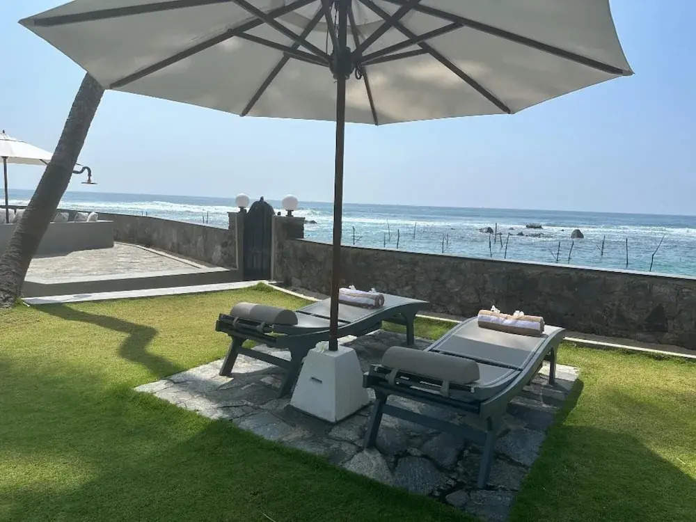 If Villa In Unawatuna