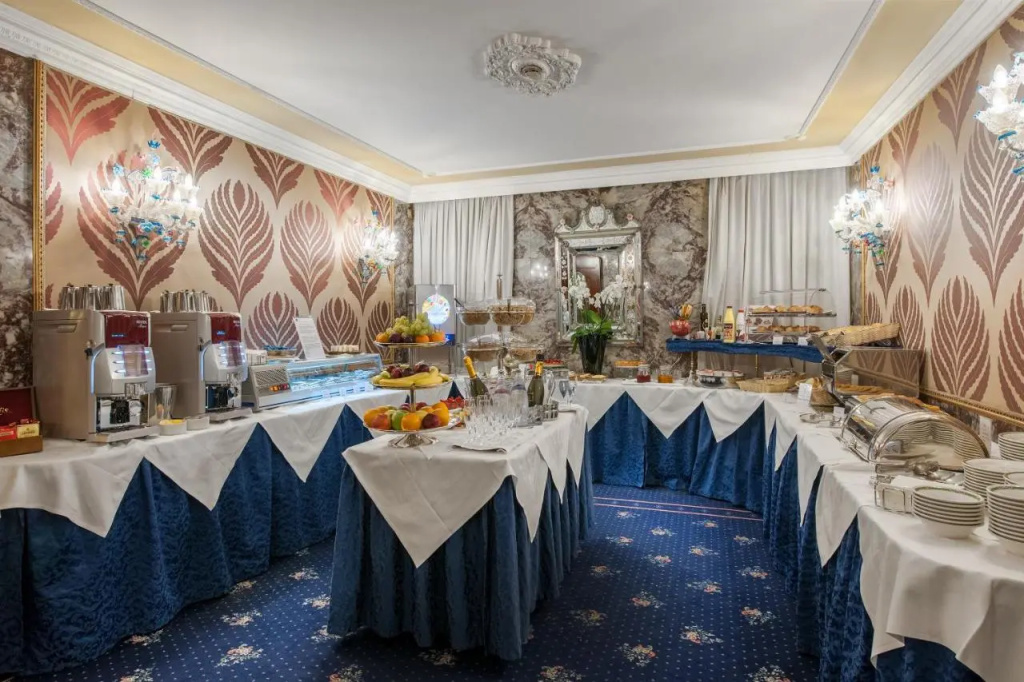 Hotel Montecarlo - Général