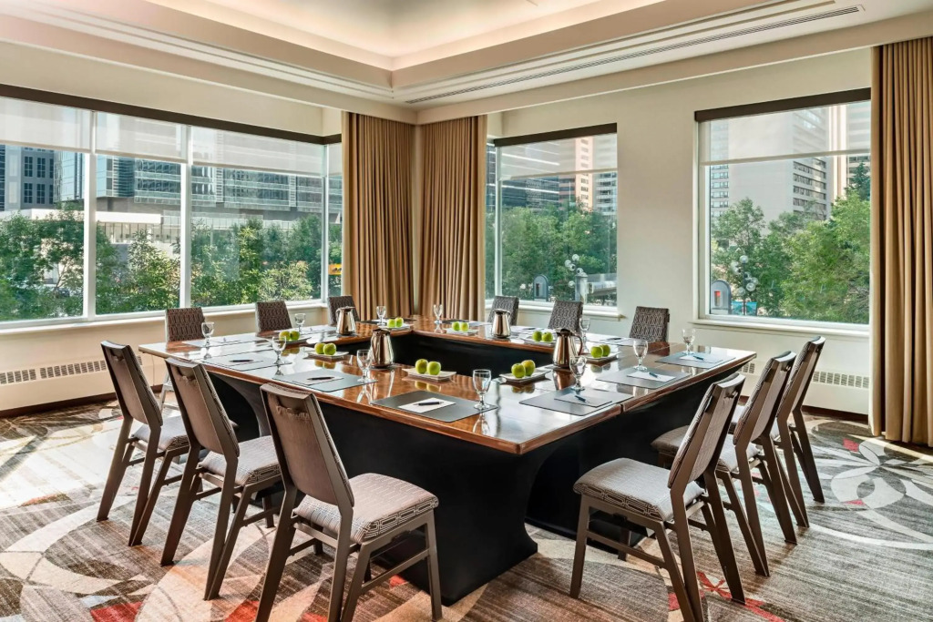 Sheraton Suites Calgary Eau Claire - фото 26