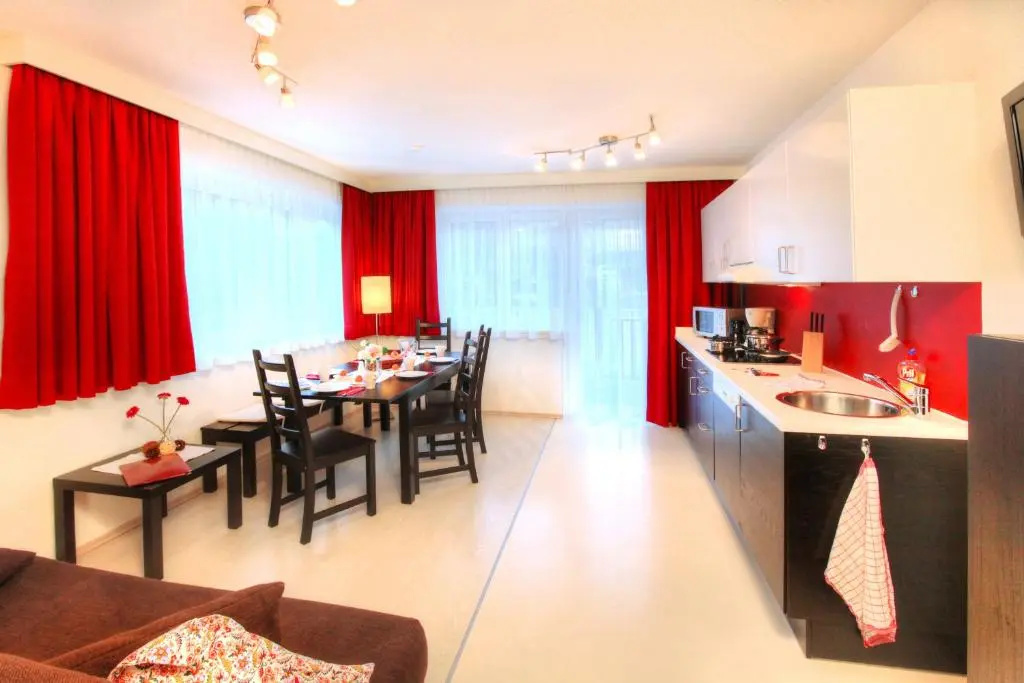 3 Bedrooms Apartment with balcony