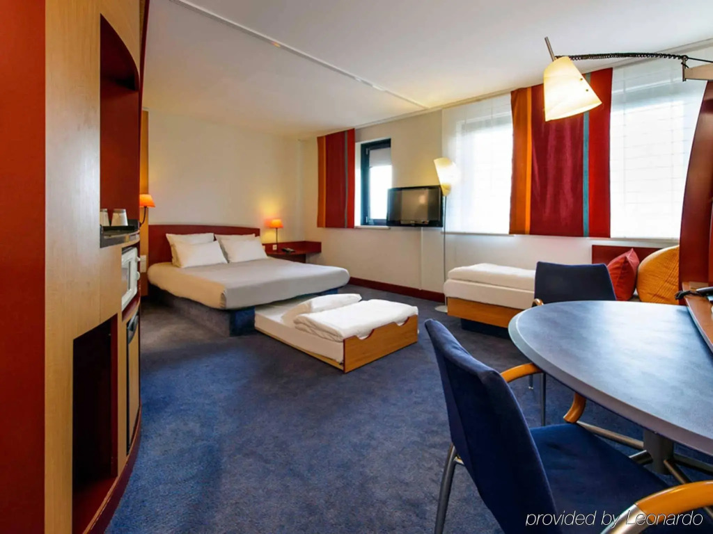 Novotel Suites Marseille Centre Euromed - фото 30