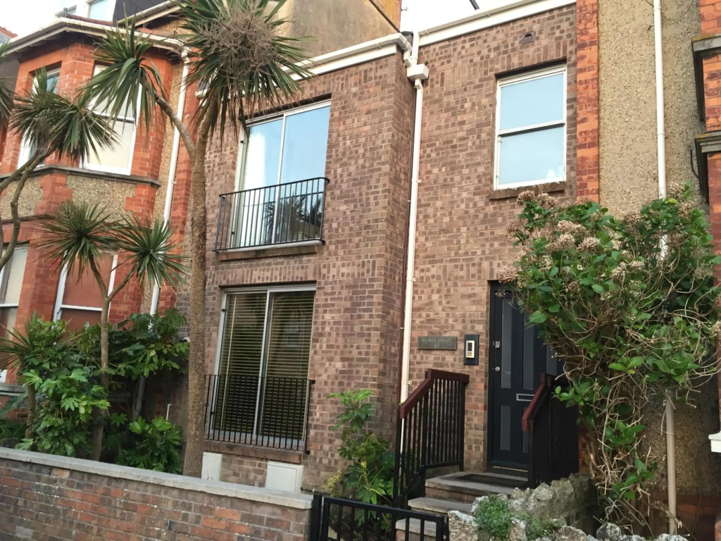 "The Penthouse Newquay" by Greenstay Serviced Accommodation - Stunning 3 Bed Apartment - Ideal for Families, Mixed Groups, Contractors and Relocations -Parking , Netflix, Wi-Fi & Close To All Beaches & Restaurants