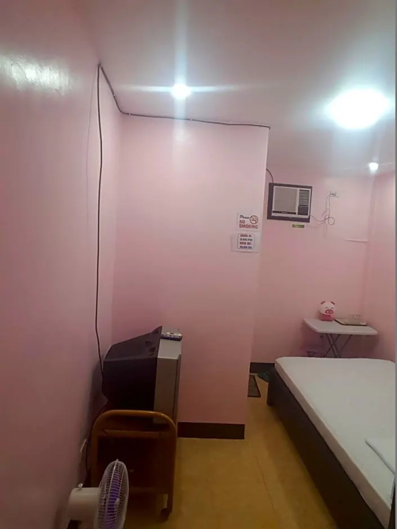 Economy Double room (full double bed)