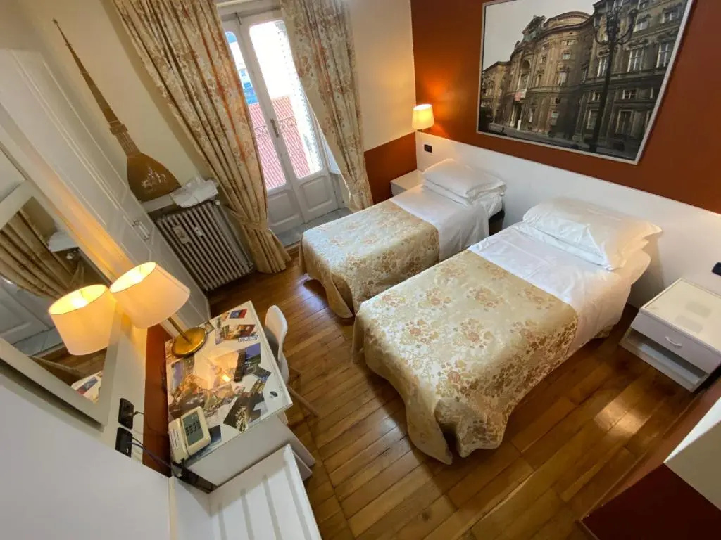 Standard Double room with balcony (full double bed)