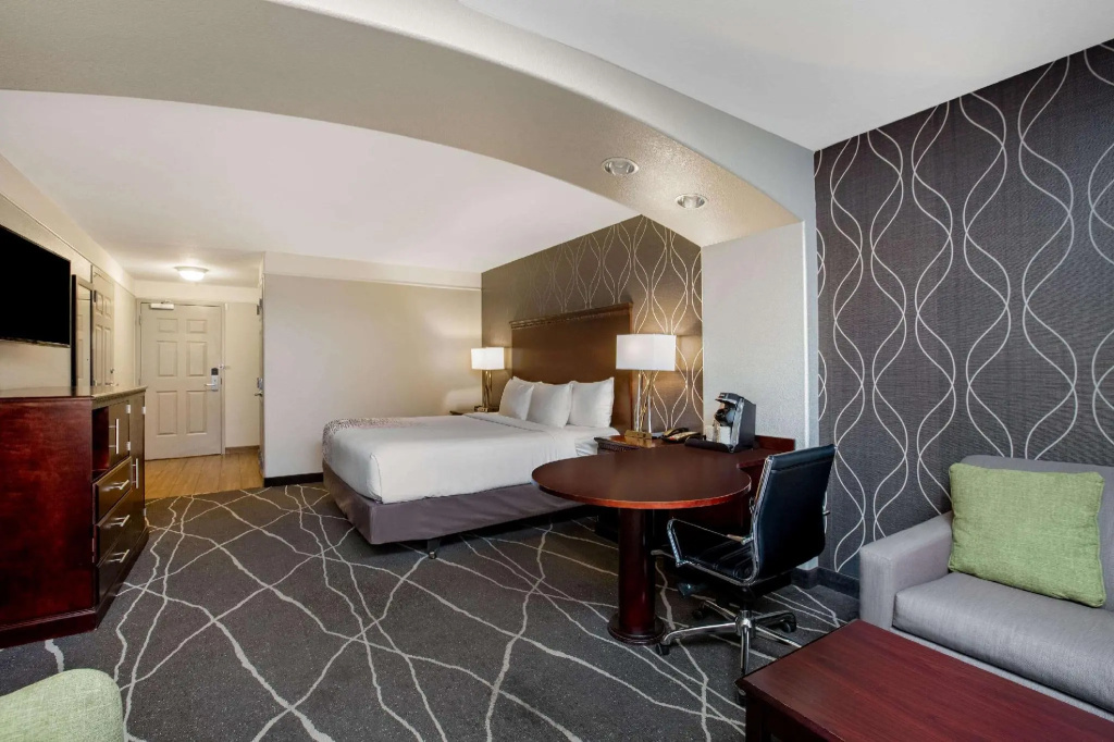 Fairfield by Marriott Inn & Suites Fresno River Park - Chambres