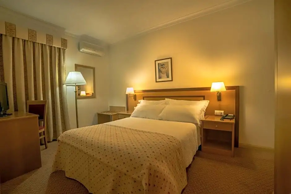 Santa Eufémia Covilhã Hotel - Chambres