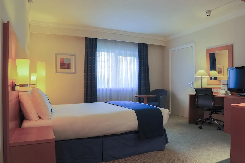 Holiday Inn Guildford by IHG - Chambres