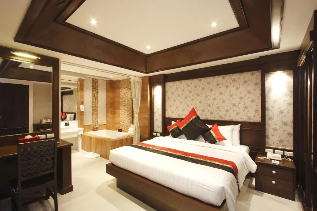 Rayaburi Hotel Patong - Chambres