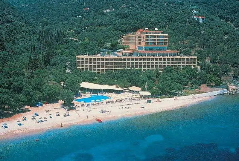 Beach & Waterfront