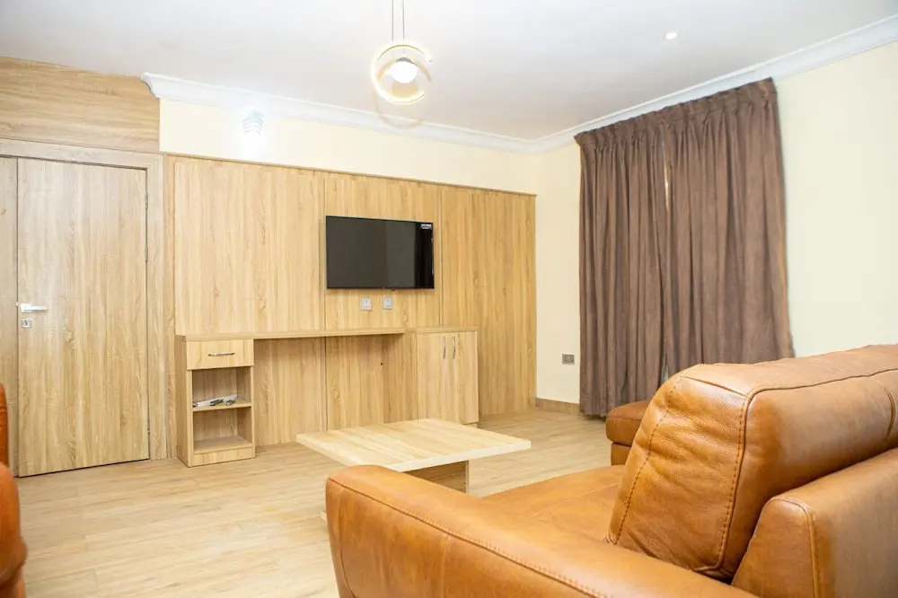 Luxury Suite