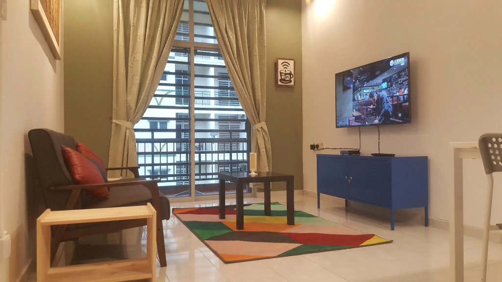 3 Bedrooms Apartment