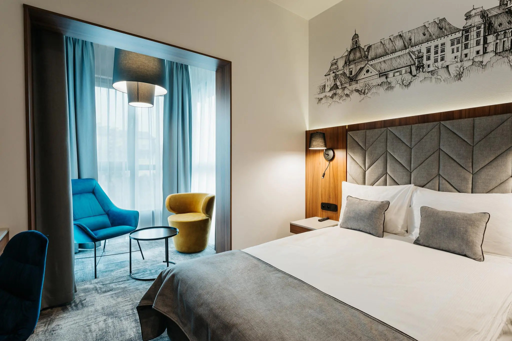 Deluxe Double room (full double bed)