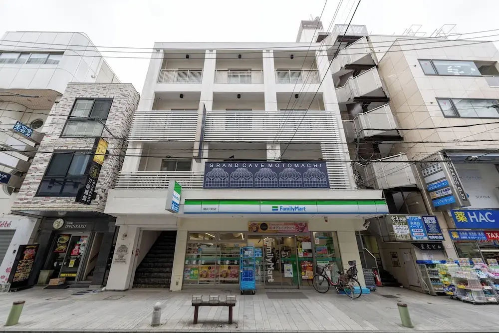Grand Cave Motomachi